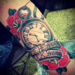 Фото тату часы цветная 19.01.2021 №0024 -tattoo clock color-tatufoto.com