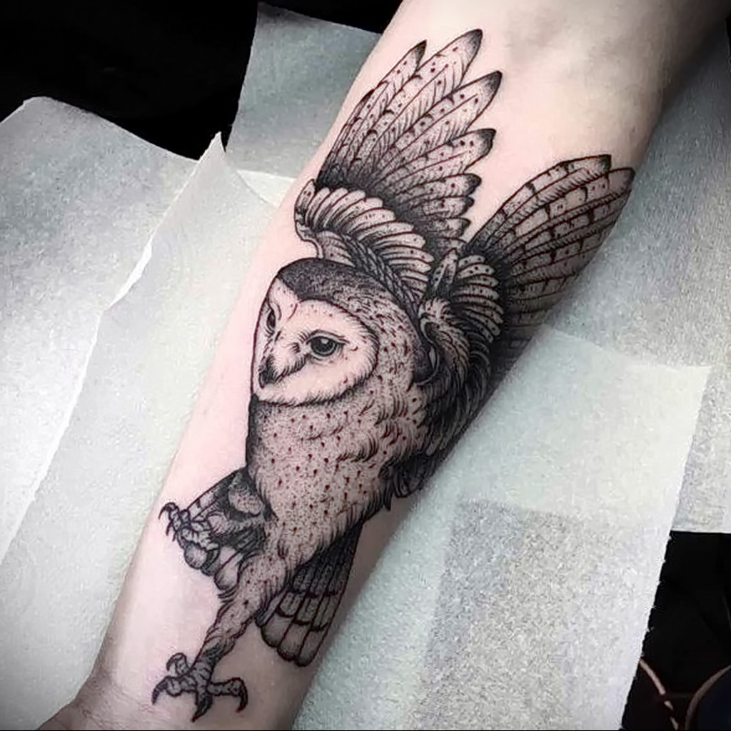 мужской рисунок тату с совой пример 15.02.2021 № 0035 - owl tattoo men - ta...