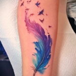 Фото Перо - женский рисунок тату 27.02.2021 №032 - Feather tattoo - tatufoto.com