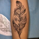 Фото Перо - женский рисунок тату 27.02.2021 №044 - Feather tattoo - tatufoto.com