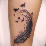 Фото Перо - женский рисунок тату 27.02.2021 №056 - Feather tattoo - tatufoto.com