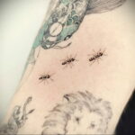 Фото пример рисунка татуировки с муравьем 21.03.2021 №047 - ant tattoo - tatufoto.com