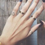 Фото рисунок тату маленькое сердце 09.02.2021 №0028 - heart tattoo small - tatufoto.com