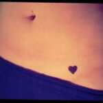 Фото рисунок тату маленькое сердце 09.02.2021 №0092 - heart tattoo small - tatufoto.com