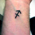Фото символ тату стрелец 01.02.2021 №0038 - archer symbol tattoo - tatufoto.com