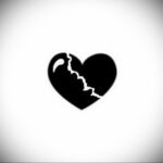 Фото тату разбитое сердце 04.02.2021 №0002 - broken heart tattoo - tatufoto.com