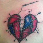 Фото тату разбитое сердце 04.02.2021 №0012 - broken heart tattoo - tatufoto.com