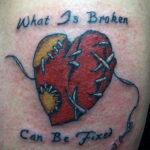 Фото тату разбитое сердце 04.02.2021 №0018 - broken heart tattoo - tatufoto.com