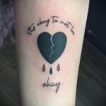 Фото тату разбитое сердце 04.02.2021 №0027 - broken heart tattoo - tatufoto.com