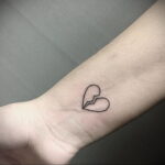Фото тату разбитое сердце 04.02.2021 №0038 - broken heart tattoo - tatufoto.com