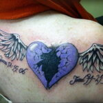 Фото тату разбитое сердце 04.02.2021 №0050 - broken heart tattoo - tatufoto.com