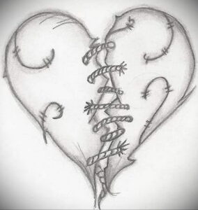 Фото тату разбитое сердце 04.02.2021 №0054 - broken heart tattoo - tatufoto.com