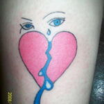 Фото тату разбитое сердце 04.02.2021 №0114 - broken heart tattoo - tatufoto.com
