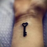Фото тату сердце для девушки 04.02.2021 №0094 - heart tattoo for girls - tatufoto.com