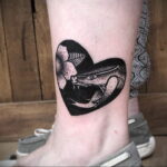 Фото тату сердце и змея 04.02.2021 №0017 - heart snake tattoo - tatufoto.com