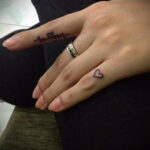 Фото тату сердце и линия пульча 04.02.2021 №0044 - heart pulse tattoo - tatufoto.com