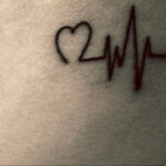 Фото тату сердце и линия пульча 04.02.2021 №0073 - heart pulse tattoo - tatufoto.com