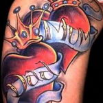 Фото тату сердце и надпись мама 09.02.2021 №0002 - mom heart tattoo - tatufoto.com