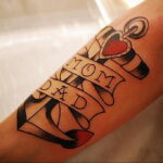 Фото тату сердце и надпись мама 09.02.2021 №0028 - mom heart tattoo - tatufoto.com