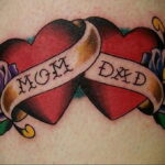Фото тату сердце и надпись мама 09.02.2021 №0044 - mom heart tattoo - tatufoto.com