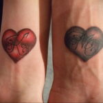 Фото тату сердце красное 09.02.2021 №0046 - red heart tattoo - tatufoto.com