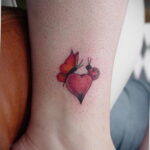 Фото тату сердце красное 09.02.2021 №0062 - red heart tattoo - tatufoto.com