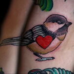 Фото тату сердце красное 09.02.2021 №0064 - red heart tattoo - tatufoto.com