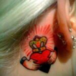 Фото тату сердце красное 09.02.2021 №0074 - red heart tattoo - tatufoto.com