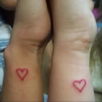 Фото тату сердце красное 09.02.2021 №0095 - red heart tattoo - tatufoto.com