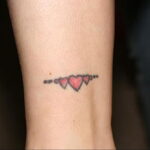 Фото тату сердце красное 09.02.2021 №0116 - red heart tattoo - tatufoto.com