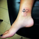 Фото тату сердце на ноге 04.02.2021 №0008 - heart tattoo on leg - tatufoto.com