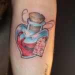 Фото тату сердце на ноге 04.02.2021 №0017 - heart tattoo on leg - tatufoto.com