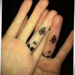 Фото тату сердце на пальце 04.02.2021 №0014 - heart tattoo on finger - tatufoto.com