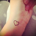 Фото тату сердце на руке 04.02.2021 №0023 - heart tattoo on hand - tatufoto.com