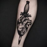 Фото тату сердце пример рисунка 09.02.2021 №0068 - heart tattoo - tatufoto.com