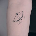 Фото тату стредец для девушки 02.02.2021 №0005 - Sagittarius tattoo for girls - tatufoto.com