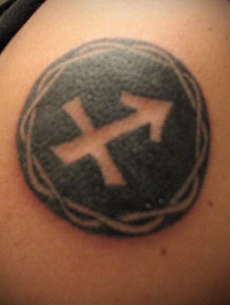 Фото тату стредец пример 02.02.2021 №0175 - Sagittarius tattoo - tatufoto.com