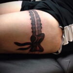 женская татуировка подвязка для Чулок 27.02.2021 №0008 - tattoo garter - tatufoto.com