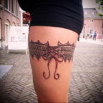 женская татуировка подвязка для Чулок 27.02.2021 №0013 - tattoo garter - tatufoto.com