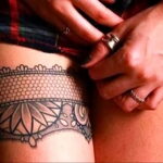 женская татуировка подвязка для Чулок 27.02.2021 №0051 - tattoo garter - tatufoto.com