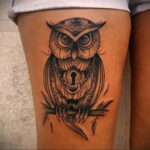 женский рисунок татуировки с совой 15.02.2021 №0046 - owl tattoo for girls - tatufoto.com