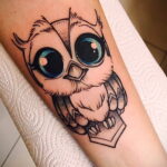 маленькая тату с совой на фото 15.02.2021 №0006 - little owl tattoo- tatufoto.com