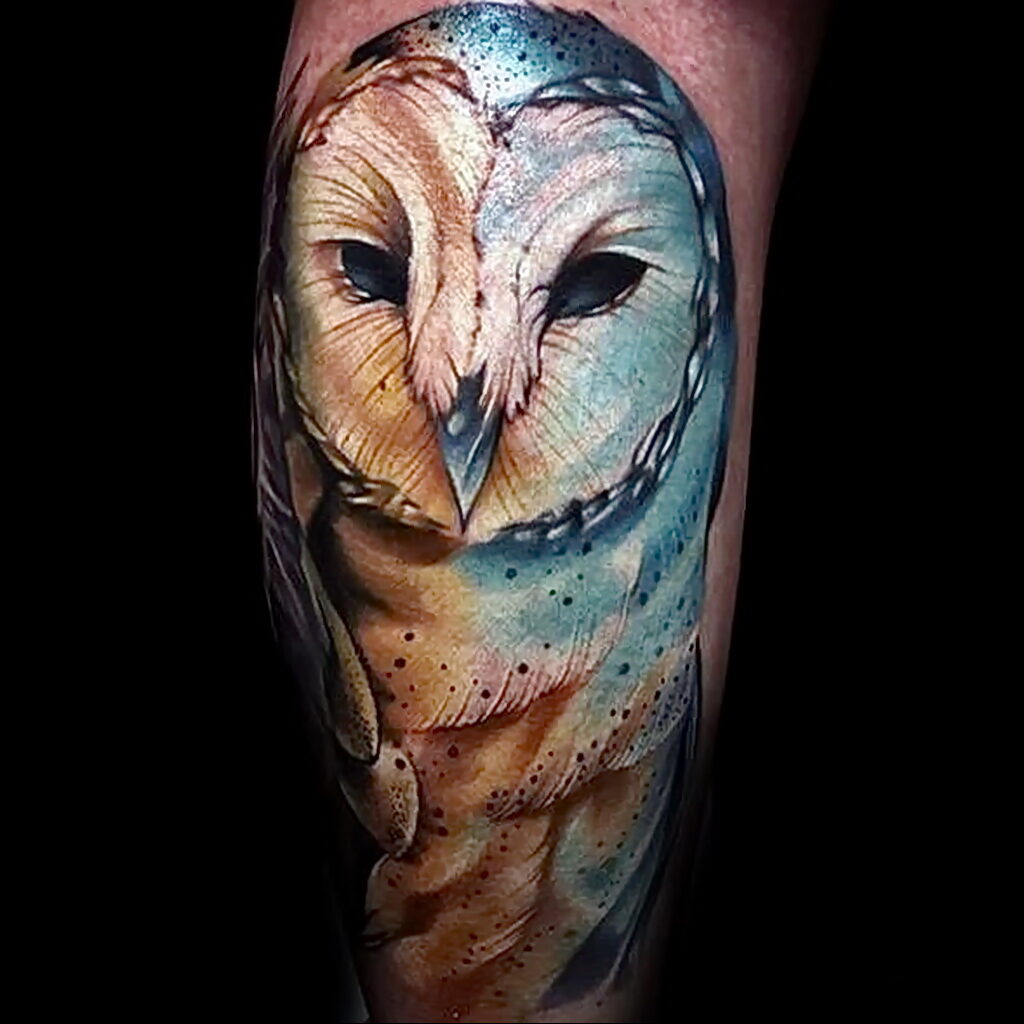 мужской рисунок тату с совой пример 15.02.2021 №0062 - owl tattoo men - tatufoto.com