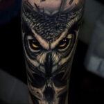 мужской рисунок тату с совой пример 15.02.2021 №0065 - owl tattoo men - tatufoto.com