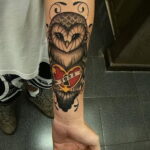 пример рисунка тату сова на руке 15.02.2021 №0075 - owl tattoo on arm - tatufoto.com
