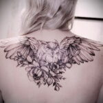 пример рисунка тату сова на спине 15.02.2021 №0007 - owl tattoo on back - tatufoto.com