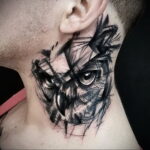 пример рисунка тату сова на шее 15.02.2021 №0006 - owl tattoo on neck - tatufoto.com
