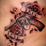 тату револьвер и роза 16.02.2021 №0012 - tattoo rose revolver - tatufoto.com
