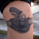 тату револьвер на ноге 16.02.2021 №0011 - revolver tattoo on leg - tatufoto.com