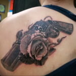 тату револьвер фото пример рисунка 16.02.2021 №0109 - tattoo revolver - tatufoto.com